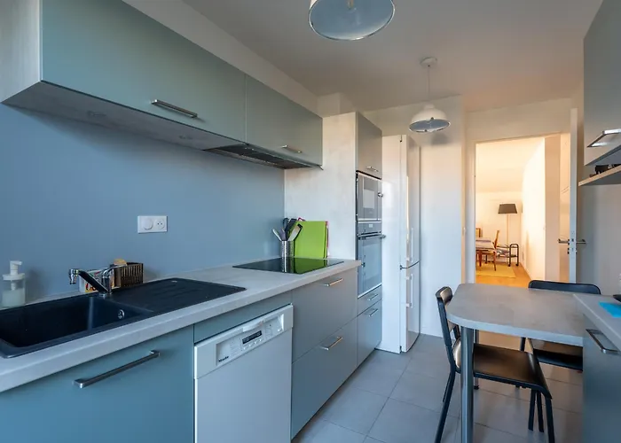 Appartement Lumineux, Parking - 6 Pers. à - Fr-1-319-631