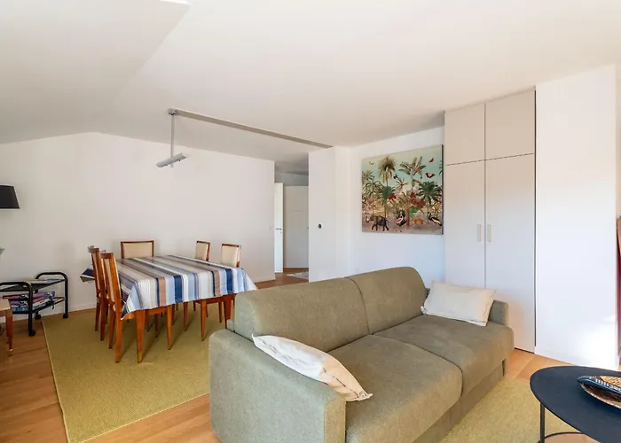 Lumineux, Parking - 6 Pers. A - Fr-1-319-631 *