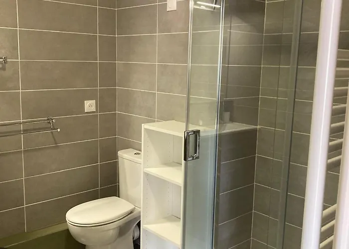 Lumineux, Parking - 6 Pers. A - Fr-1-319-631 *